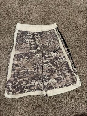 Nike Boys XL Multi-Color Athletic Shorts - Comfortable Fit